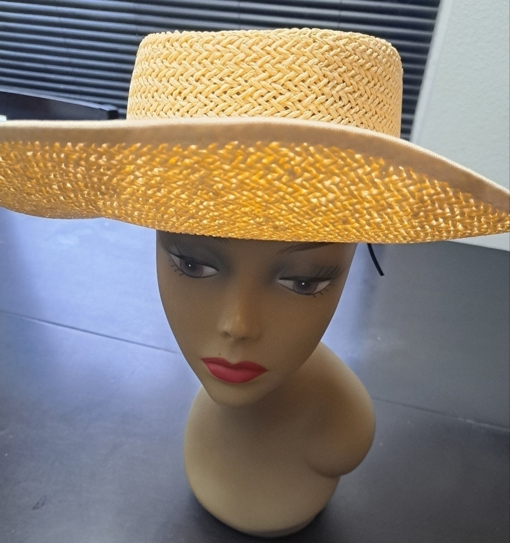 NWOT Lulu's Women's Tan Hat